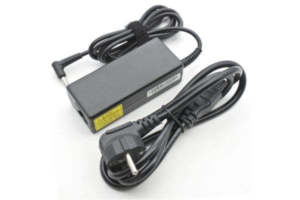 19.5V 2.31A 45W AC Adapter Charger For HP 15-F009CA 15-F009WM 15-f387wm 4.5*3.0mm