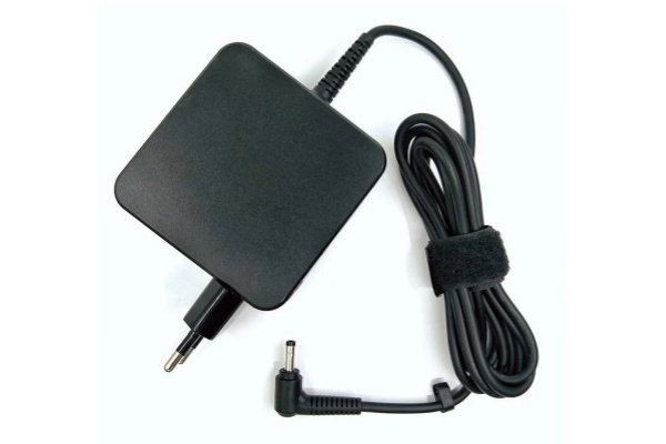 OEM 20V 3.25A Laptop Power Adapter 65W For Lenovo V15 Gen 4 Laptop Power Supply 4.0x1.7mm