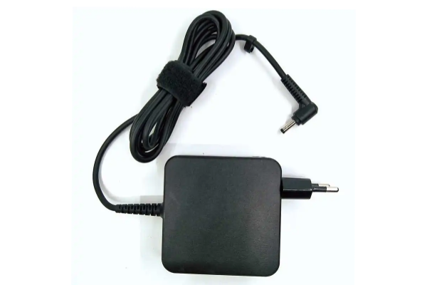 OEM 20V 3.25A Laptop Power Adapter 65W For Lenovo V15 Gen 4 Laptop Power Supply 4.0x1.7mm