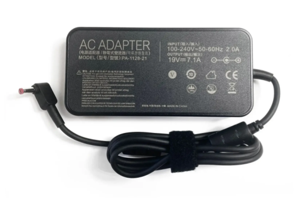 19V 7.1A 135W 5.5*1.7mm Laptop Adapter For Acer Aspire V17 Nitro VN7-792G-59CL PA-1131-16 T Predator Helios 300 G3-571