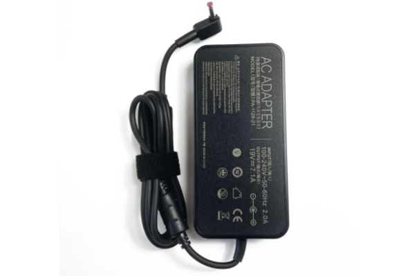 19V 7.1A 135W 5.5*1.7mm Laptop Adapter For Acer Aspire V17 Nitro VN7-792G-59CL PA-1131-16 T Predator Helios 300 G3-571