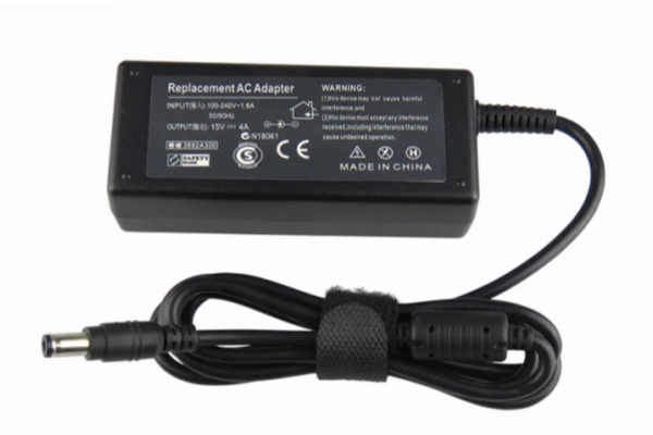 New 15V 4A Laptop AC Adapter For Toshiba Charger 60W PSU PA3282U-1ACA PA3153U-1ACA PA3241U-1ACA PA3282U-2ACA 6.3mm*3.0mm