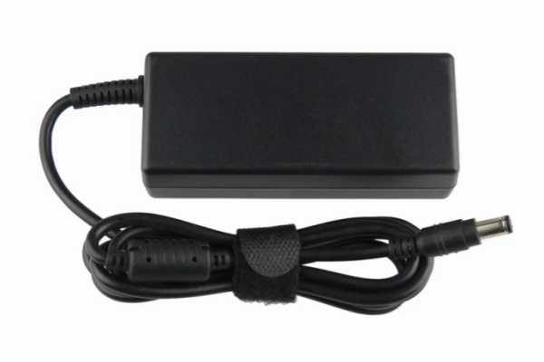 New 15V 4A Laptop AC Adapter For Toshiba Charger 60W PSU PA3282U-1ACA PA3153U-1ACA PA3241U-1ACA PA3282U-2ACA 6.3mm*3.0mm