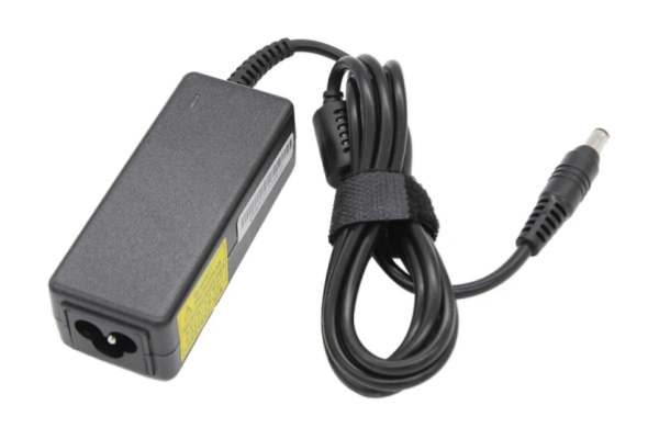 19V 2.1A 40W 5.5 * 3.0mm Adapter Power Charger for Samsung AD-4019S PA-1400-14 New