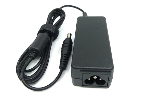 19V 2.1A 40W 5.5 * 3.0mm Adapter Power Charger for Samsung AD-4019S PA-1400-14 New